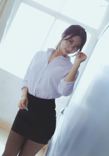 亚洲综合色噜噜狠狠网站_BD英语BD在线观看