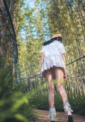 成人黄色网页_1080P全集免费播放